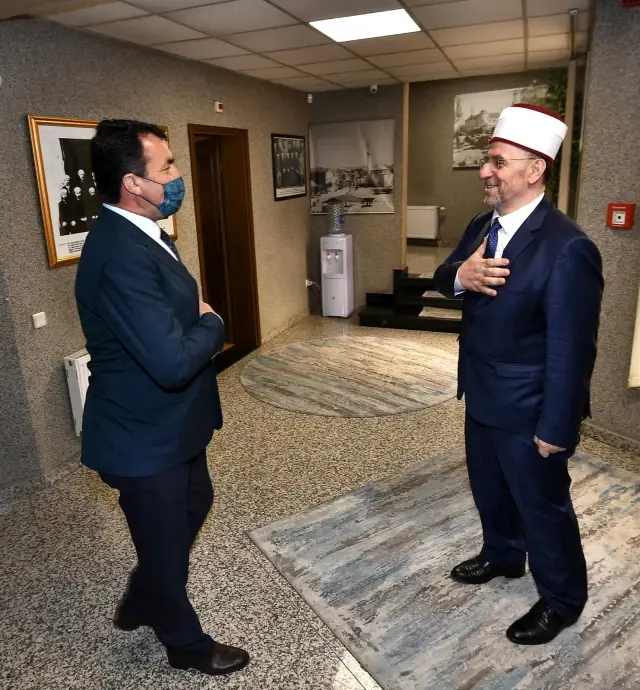 Dündar'dan Kosova'da önemli ziyaretler