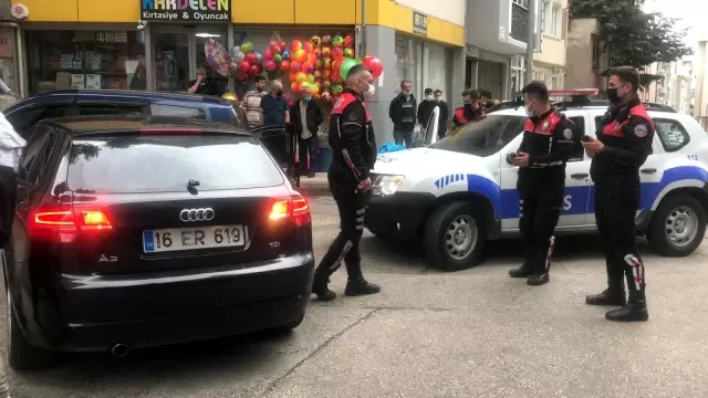 Son dakika... 'Dur' ihtarına uymayarak polise çarpan sürücü böyle yakalandı