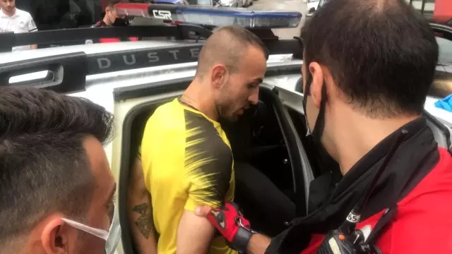 Son dakika... 'Dur' ihtarına uymayarak polise çarpan sürücü böyle yakalandı