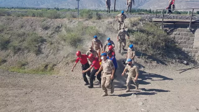 Son dakika: Balık avlamak isterken akıntıya kapılan çocuk boğuldu