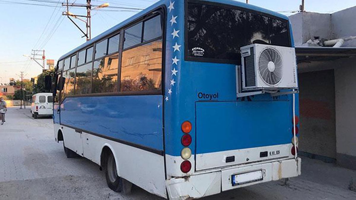 Görenler şaşıp kaldı! Halk otobüsünü seyyar bakkal ve manava çevirdi