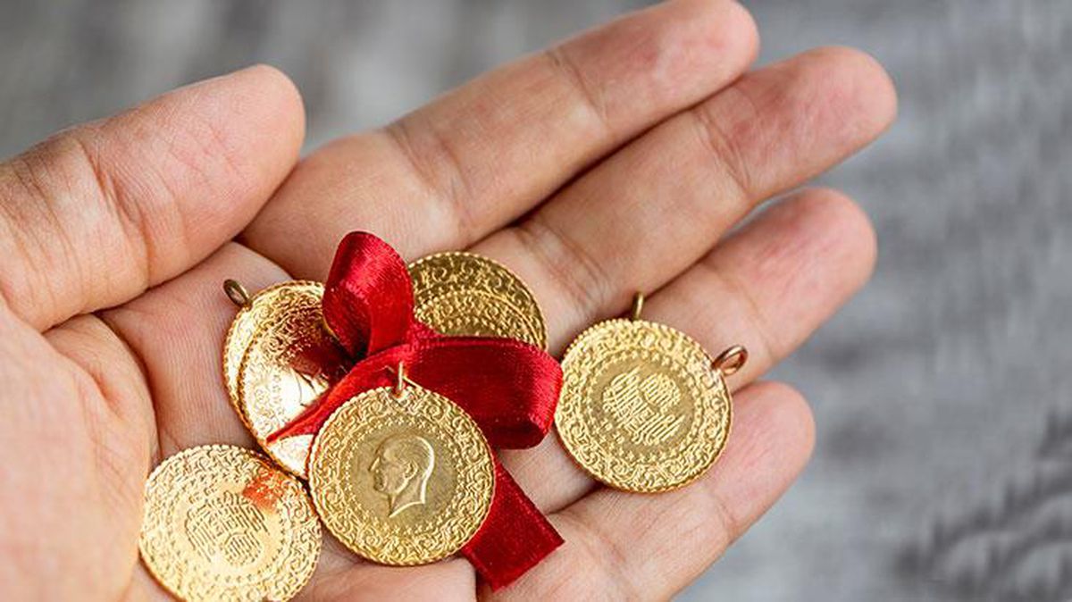 Güne yükselişle başlayan gram altın 513 liradan satılıyor