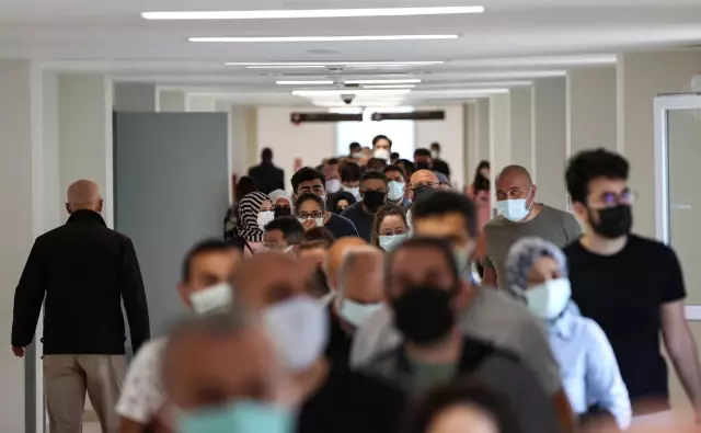 Son dakika haber! İşçi ve memurların Kovid-19'a karşı aşılanmasına başlandı Hastanesi