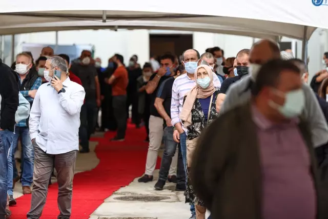 Son dakika haber! İşçi ve memurların Kovid-19'a karşı aşılanmasına başlandı Hastanesi