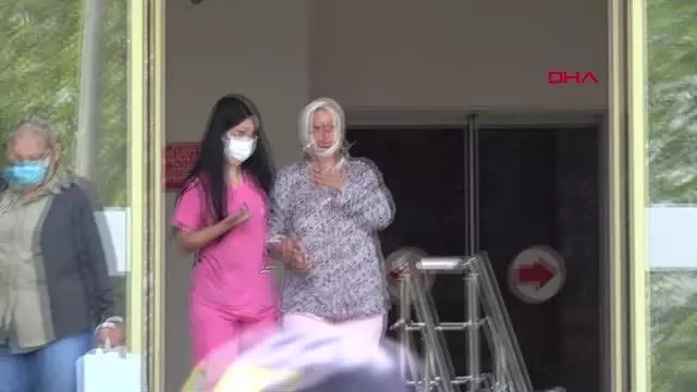 KÖPEK BESLERKEN SALDIRIYA UĞRAYAN KADIN TEK SUÇUM HAYVANLARI DOYURMAK KÖPEK BESLERKEN SALDIRIYA UĞRAYAN KADIN TEK SUÇUM HAYVANLARI DOYURMAK