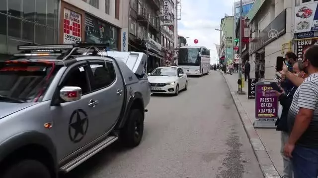 Memleket Partisi Genel Başkanı İnce, partisinin İl Başkanlığının açılışını yaptı