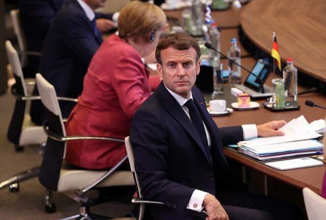 NATO Zirvesi'nin ardından yayınlanan bildiride dikkat çeken ifadeler: Suriye'den Türkiye'ye gelebilecek füze saldırılarına karşı tetikteyiz NATO Zirvesi'nin ardından yayınlanan bildiride dikkat çeken ifadeler: Suriye'den Türkiye'ye gelebilecek füze saldırılarına karşı tetikteyiz