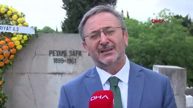 Son dakika haberi: PEYAMİ SAFA ÖLÜMÜNÜ 60'INCI YIL DÖNÜMÜNDE MEZARI BAŞINDA ANILDI