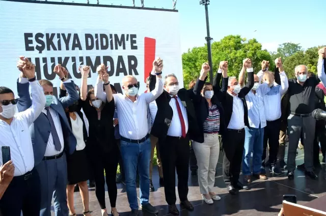 Saldırıya uğrayan Başkan Atabay için dayanışma mitingi