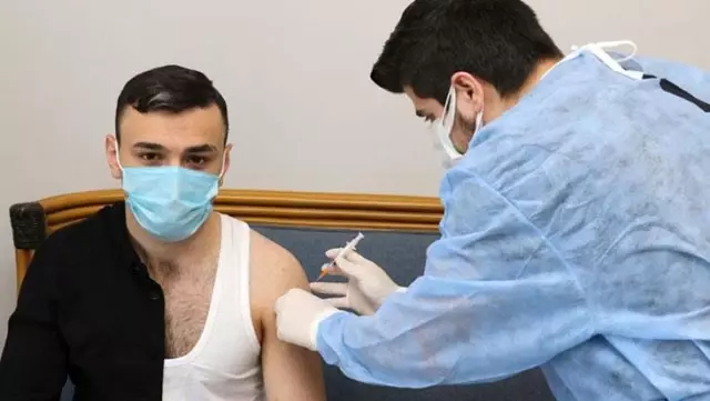 Son Dakika: Organize sanayi bölgelerinde mobil ekiplerle yerinde aşı uygulaması başlıyor Son Dakika: Organize sanayi bölgelerinde mobil ekiplerle yerinde aşı uygulaması başlıyor