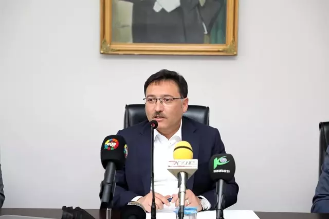 Vatandaş derdini valiye anlattı Vatandaş derdini valiye anlattı