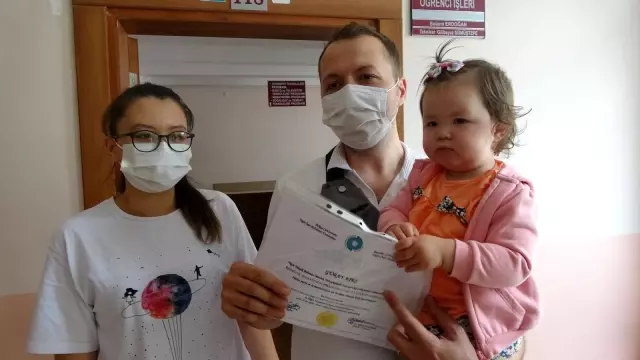12 yıl önce başladığı okulu uzaktan eğitimle bu yıl tamamladı