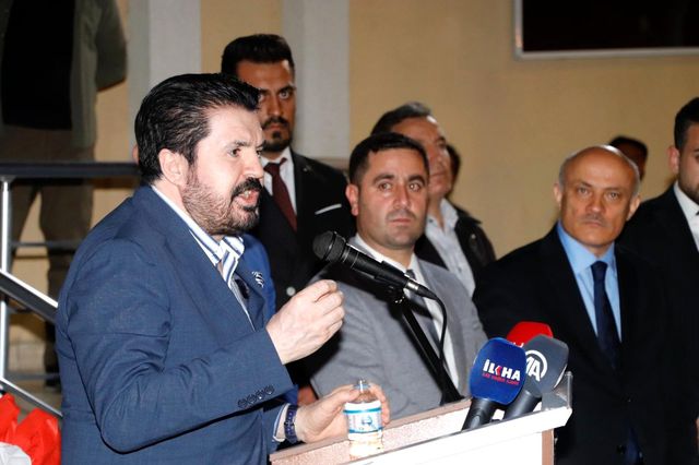 Ağrı belediye işçilerinin maaşına zam yapıldı