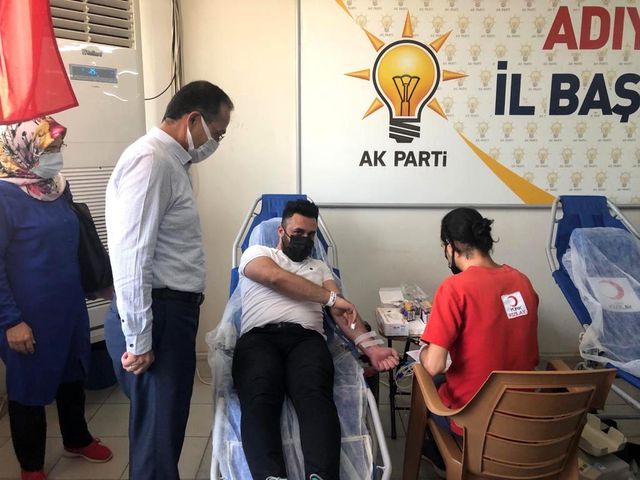 ak parti de kan bagisi kampanyasi 2 14204953 o