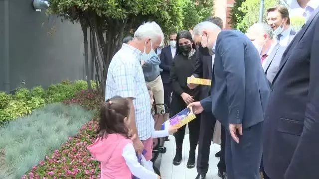 AK Parti İstanbul İl Başkanı Kabaktepe, Bahçelievler ve Bakırköy'de vatandaşlarla buluştu