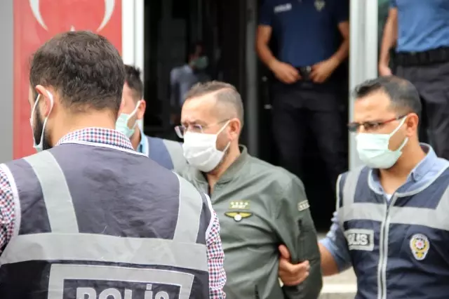 Avukatın başına silah dayayan magandadan pes dedirten savunma: Silah çektiğimi hatırlamıyorum Avukatın başına silah dayayan magandadan pes dedirten savunma: Silah çektiğimi hatırlamıyorum