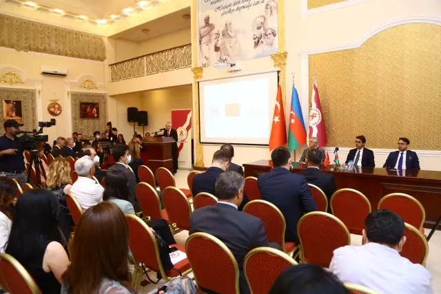 Azerbaycan'dan AA ve TRT'ye ödül
