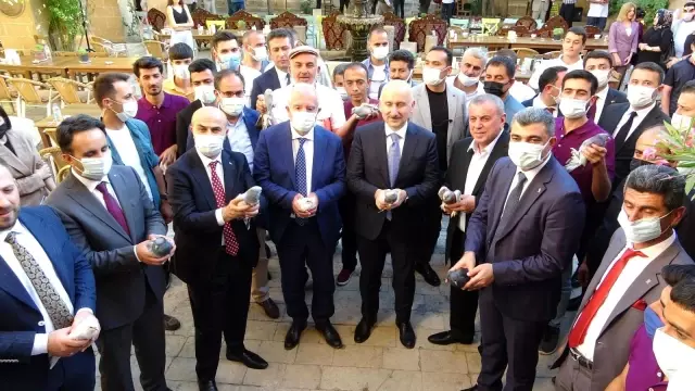 Bakan Karaismailoğlu Mardin'de