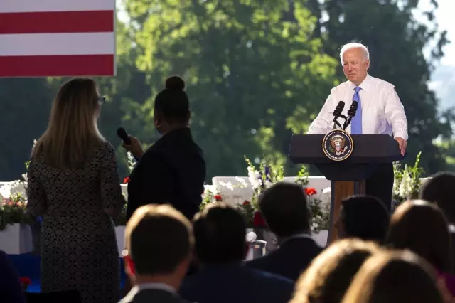 Biden: 'Navalny'nin ölmesi durumunda sonuçların Rusya için yıkıcı olacağını açıkça belirttim''Siber saldırılar Rusya'nın dünyadaki güvenilirliğini... Biden: 'Navalny'nin ölmesi durumunda sonuçların Rusya için yıkıcı olacağını açıkça belirttim''Siber saldırılar Rusya'nın dünyadaki güvenilirliğini...