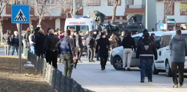ERZURUM BOŞANDIĞI EŞİ VE 2 KIZINI ÖLDÜRDÜ, 3 KEZ MÜEBBET HAPSİ İSTENDİ