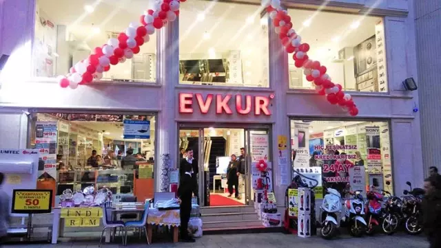 EVKUR'un çalışanlarına aşı baskısı yaptığı iddiaları ortalığı karıştırdı! Sosyal medyada tepki yağıyor EVKUR'un çalışanlarına aşı baskısı yaptığı iddiaları ortalığı karıştırdı! Sosyal medyada tepki yağıyor