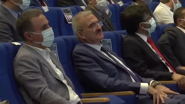 DİYARBAKIR - Diyarbakır Büyükşehir Belediyesinin 21 projesi tanıtıldı