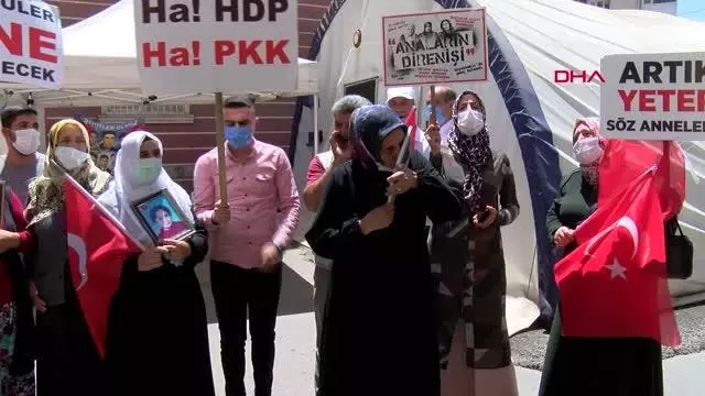 DİYARBAKIR HDP ÖNÜNDEKİ EYLEMDE 653'ÜNCÜ GÜN; AİLE SAYISI 227 OLDU