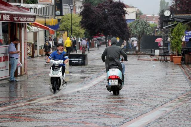 Edirne'de, sağanak etkili oldu