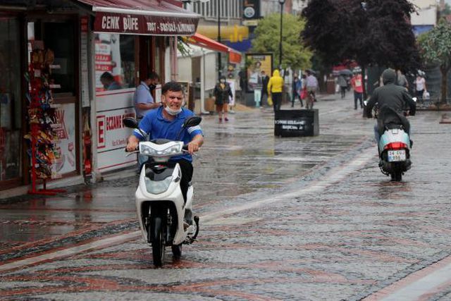 Edirne'de, sağanak etkili oldu