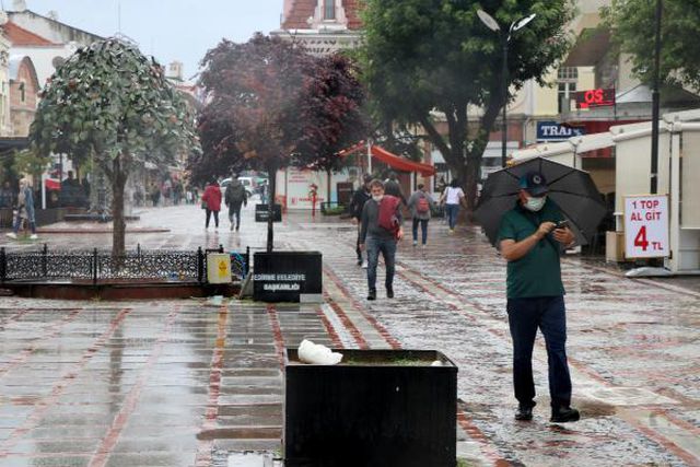 Edirne'de, sağanak etkili oldu