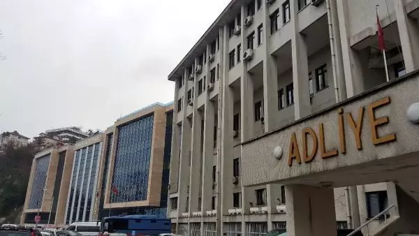 Evde doğuma zorlanmıştı, üvey ağabeylere ceza yağdı Evde doğuma zorlanmıştı, üvey ağabeylere ceza yağdı