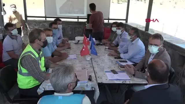 HAKKARİ'YE ÇÖP SORUNU ÇÖZECEK 300 MİLYON LİRALIK YATIRIM HAKKARİ'YE ÇÖP SORUNU ÇÖZECEK 300 MİLYON LİRALIK YATIRIM