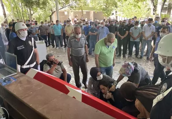 Son dakika... OSMANİYE KAZADA HAYATINI KAYBEDEN POLİS MEMURU TÖRENLE TOPRAĞA VERİLDİ