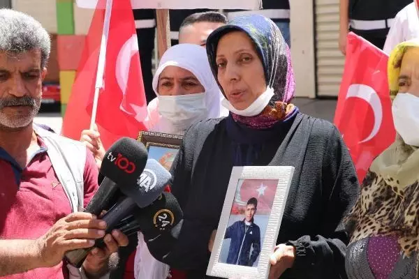 DİYARBAKIR HDP ÖNÜNDEKİ EYLEMDE 653'ÜNCÜ GÜN; AİLE SAYISI 227 OLDU