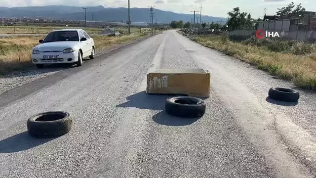 İmar sorununu çözemedi yolu ulaşıma kapattı İmar sorununu çözemedi yolu ulaşıma kapattı