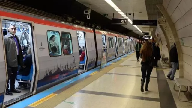 İstanbullulara müjde! Metrolara sınırsız internet geliyor İstanbullulara müjde! Metrolara sınırsız internet geliyor