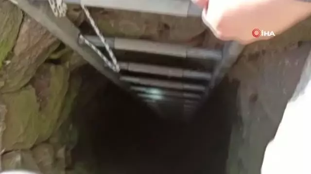 İtfaiye ekipleri tilkiyi kurtarma için seferber oldu İtfaiye ekipleri tilkiyi kurtarma için seferber oldu