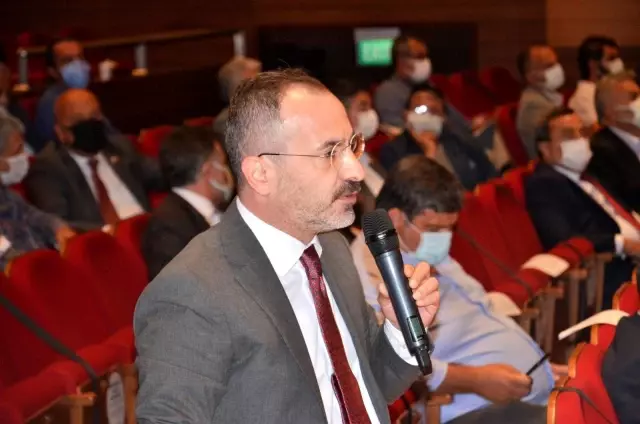 İzmir Büyükşehir Meclisinde İZBETON gerginliği