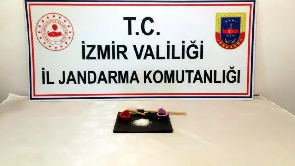 İZMİR'DE UYUŞTURUCU OPERASYONLARI