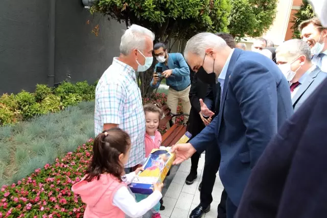AK Parti İstanbul İl Başkanı Kabaktepe, Bahçelievler ve Bakırköy'de vatandaşlarla buluştu