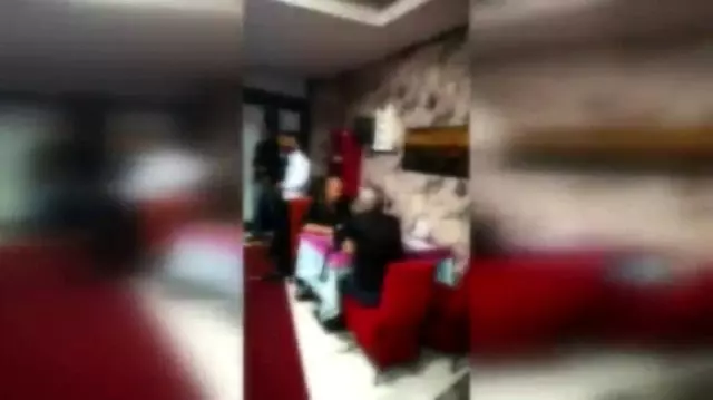 Kartal'da kısıtlama saatinde restorana yapılan denetimde ceza yağdı Kartal'da kısıtlama saatinde restorana yapılan denetimde ceza yağdı