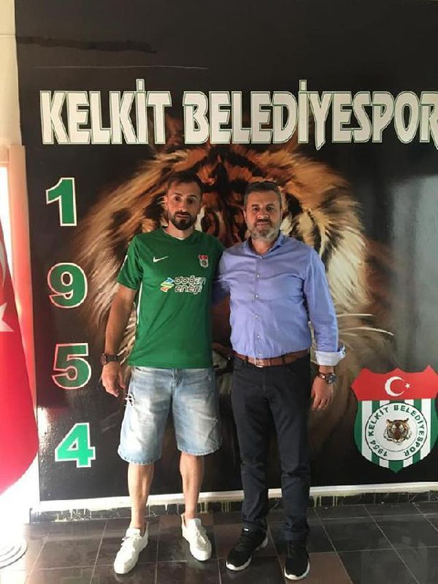 Kelkit Belediyespor'da 5 oyuncunun sözleşmesi uzatıldı