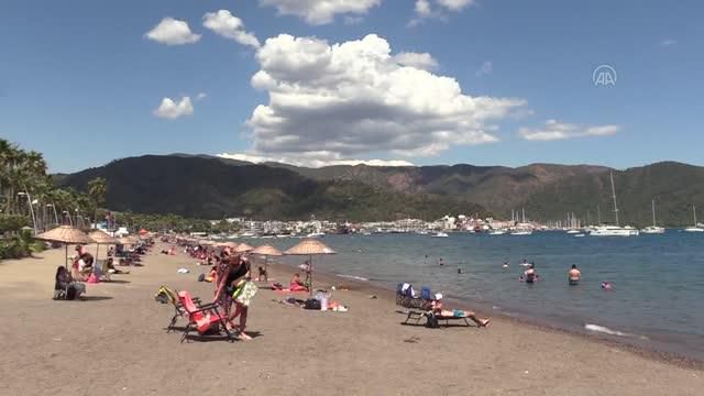 Kovid-19 vakalarının düşmesi ve aşılamanın artması turizmi hareketlendirdi