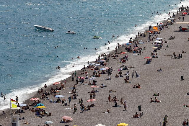 Kovid-19 vakalarının düşmesi ve aşılamanın artması turizmi hareketlendirdi
