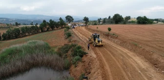Manisa Büyükşehir çalışıyor yollar tamamlanıyor