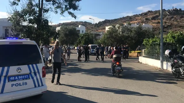 Muğla'da şüphelileri takip eden ekibe silahlı saldırıda 1 polis şehit oldu