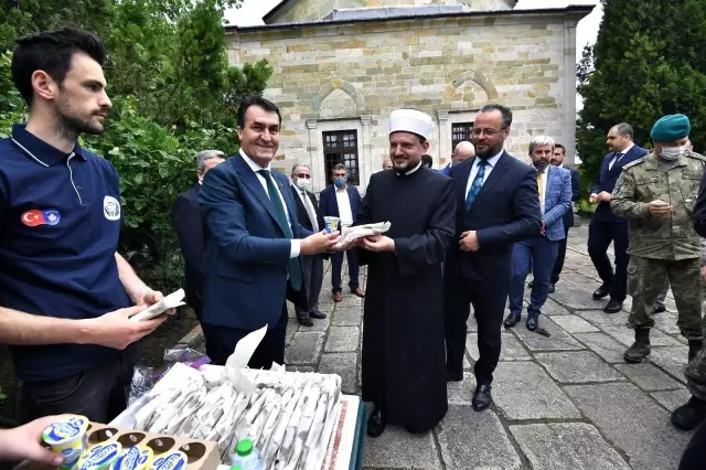 Murad-ı Hüdavendigar Kosova'da dualarla anıldı Murad-ı Hüdavendigar Kosova'da dualarla anıldı