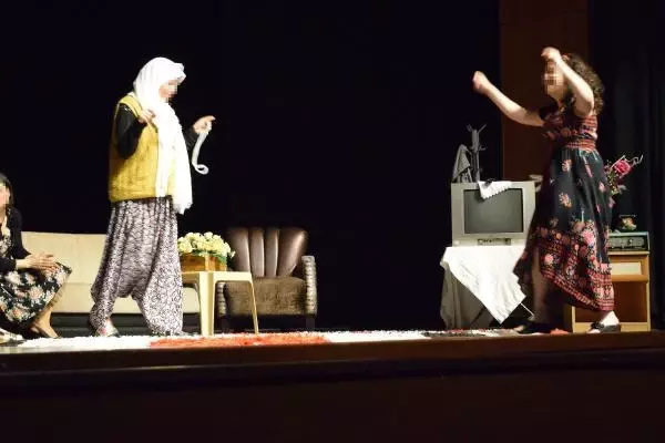 KOCAELİ SAVCIYI TANIDIĞINI SÖYLEYEREK DOLANDIRDI, 5 YIL CEZA VERİLDİ