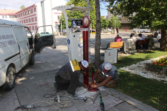 Seydişehir Belediyesi ilçenin iki faklı noktasına bisiklet tamir istasyonu kurdu
