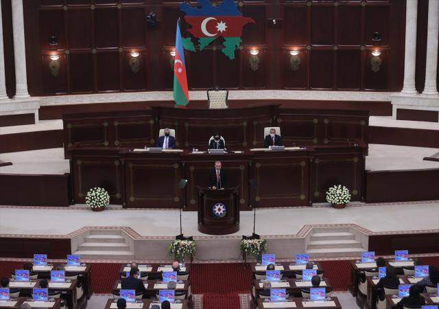 Son Dakika! Azerbaycan Milli Meclisi'ne hitap eden Cumhurbaşkanı Erdoğan: Tüm dünya bilsin ki onların yanındayız